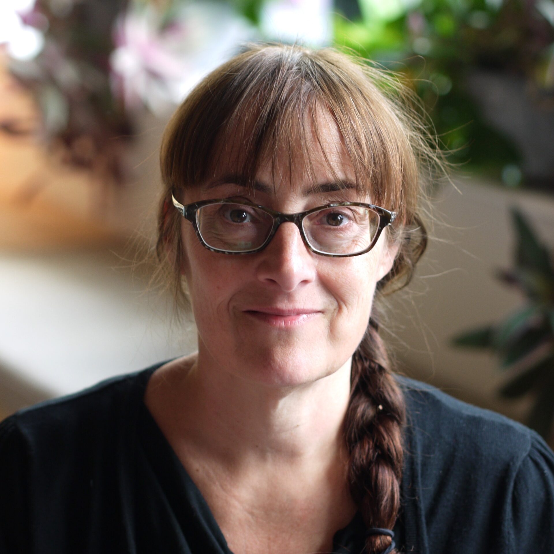 Dr Viv Rolfe